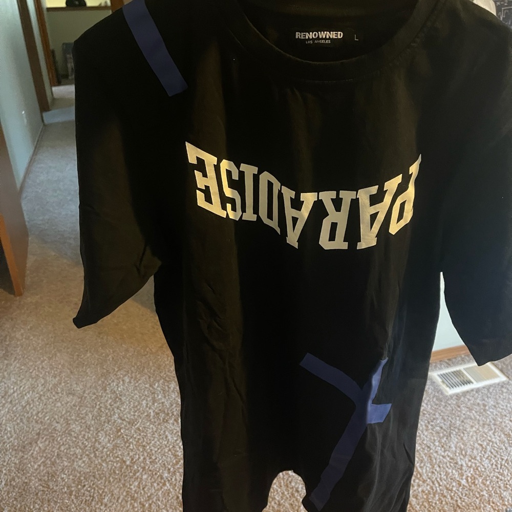 Renowned T-Shirt size L BRAND NEW